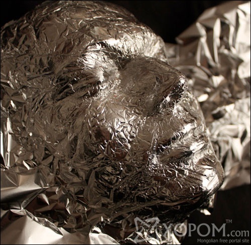 Tin foil art by Dominic Wilcox 4